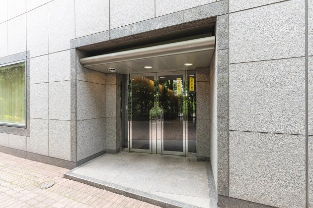 港区芝１丁目の賃貸マンションのその他|エントランス
