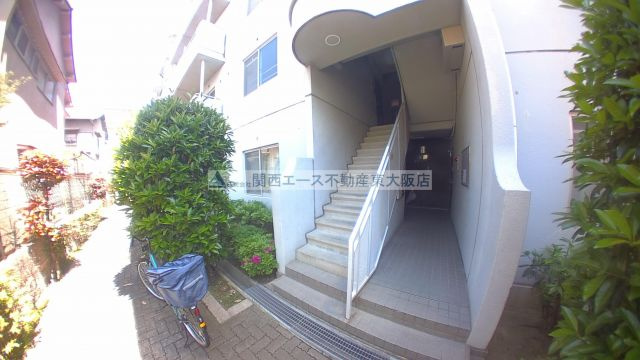 【エントランス】 | シュロス若江