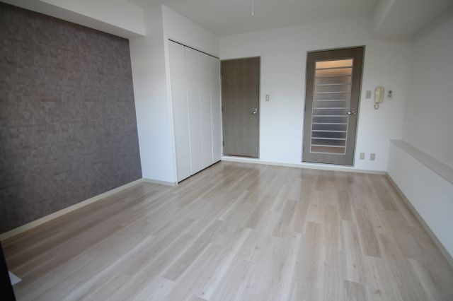 【洋室】 | 立花アネックス