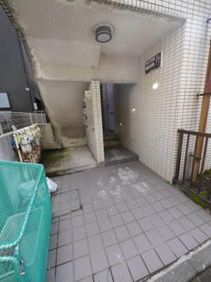 【エントランス】 | ウィステリアマンション