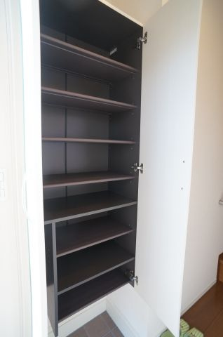 セジュール東宝塚の玄関