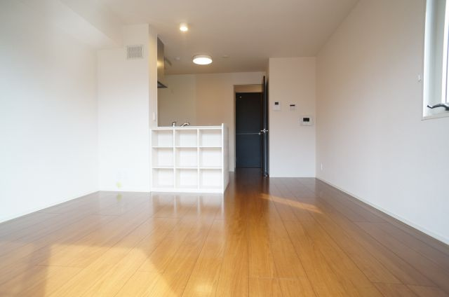 セジュール東宝塚の居間・リビング