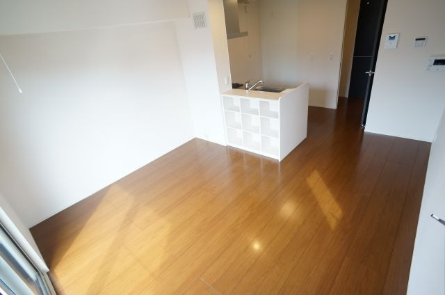 セジュール東宝塚の居間・リビング