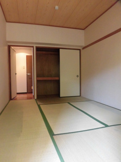 【寝室】 | ウィスタリア