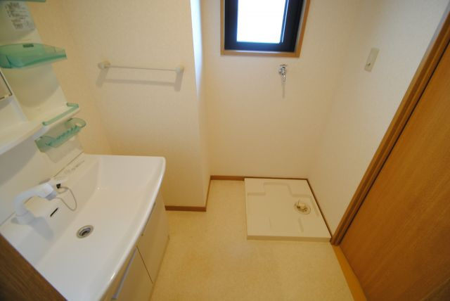 ソレイユ合川の洗面所