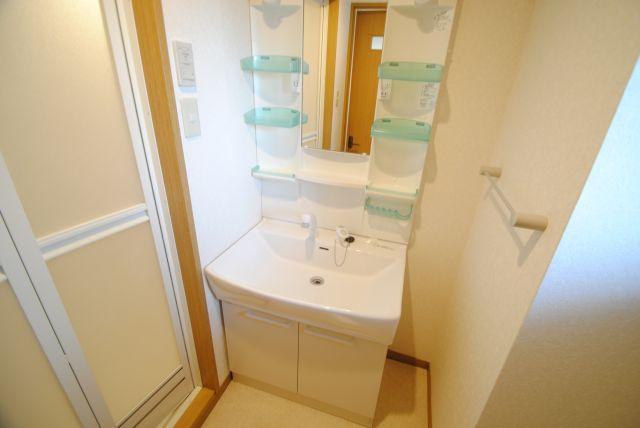 ソレイユ合川の独立洗面台