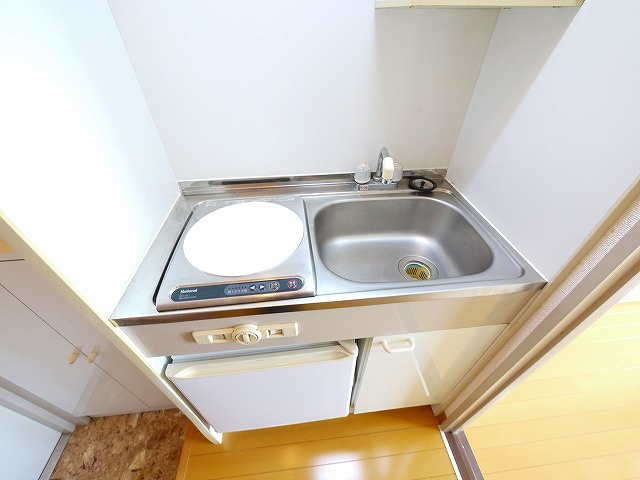 コーポ三和新大宮Ⅱ号館のキッチン