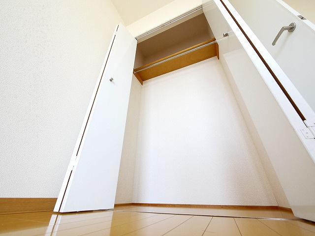 コーポ三和新大宮Ⅱ号館の収納