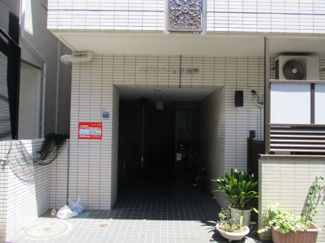 【エントランス】 | 毎日通るエントランスはこのようになっています