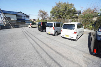 【駐車場】