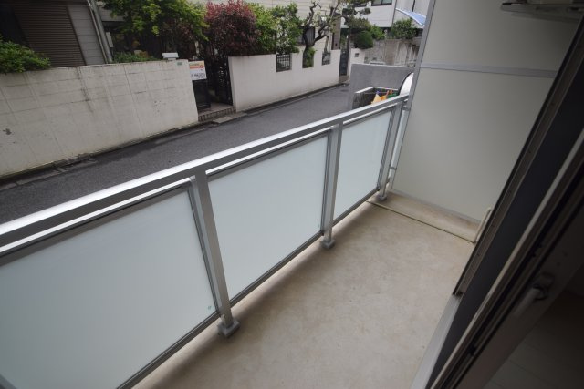 リブリ・コンフォートフナバシのバルコニー|バルコニーからの眺めを楽しみながら食事をしませんか