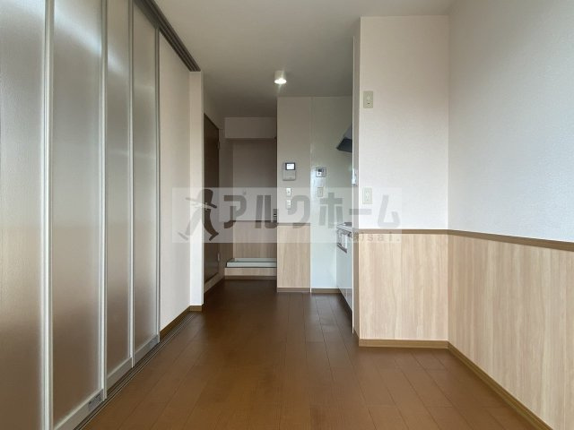 サンクレール志紀の居間・リビング