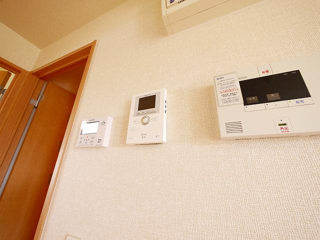 ブロッサムコートのセキュリティ|モニター付きインターホーン