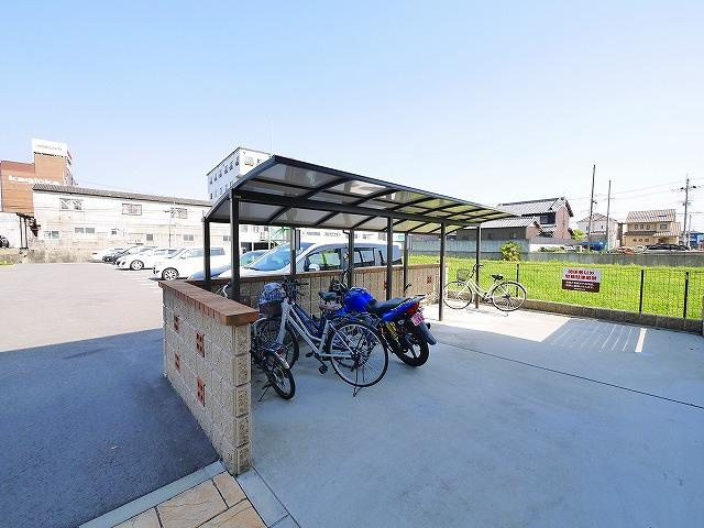 ブロッサムコートのその他共用部分|自転車置き場です