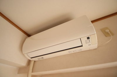 【設備】 | アーバンドゥ金剛 | エアコン