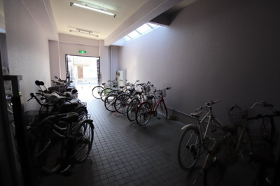 【エントランス】 | アーバンドゥ金剛 | 駐輪場