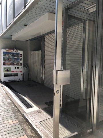 幸和ビルの外観