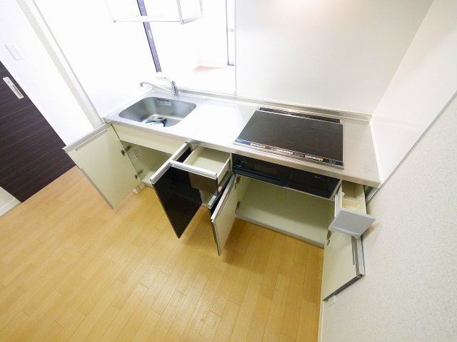 グレイシャス春日のキッチン|キッチンでお料理をお楽しみください