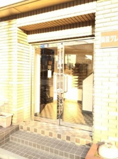 【エントランス】