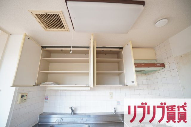 クリスタルスクエアINOHANAのキッチン