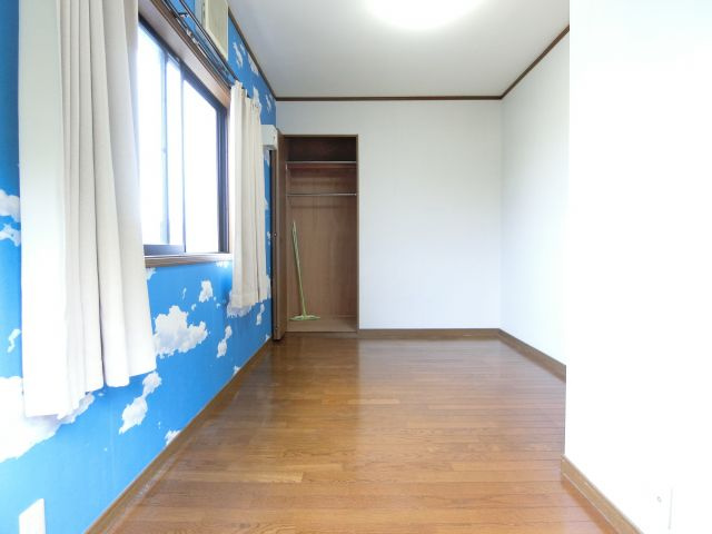 酒井ハイツの寝室