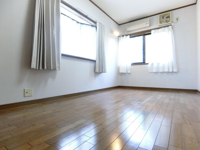 酒井ハイツの寝室