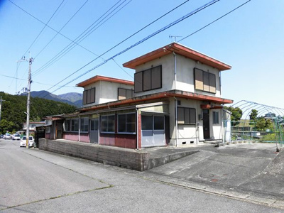 【外観】 | 大津市伊香立下龍華町584-31 売土地 | 改装して住むことも可能です！
