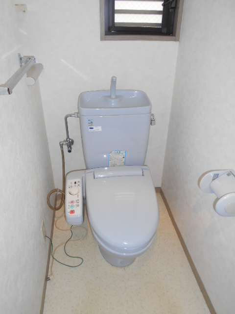 シャインハイツ久米川のトイレ