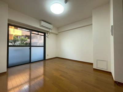 【居間・リビング】 | ヴィラパストラルⅡ