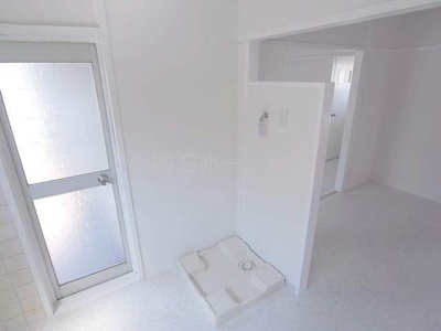 【設備】 | フジハイツ | 洗濯機置き場