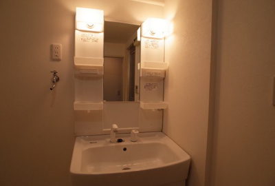 【独立洗面台】 | カンパーナ明石 | シャンプー&ドレッサー（イメージ写真）