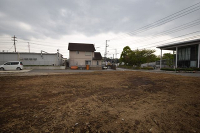 【前面道路含む現地写真】 | ＭＬＨ下土棚全４区画（条件付き売地）-NO.4 | 藤沢市で新築戸建を建てたい！自分で間取りを考えたい！フリープランで建物を建てたい！
ある程度の予算で新築戸建を探したい！という方は湘南ハウジングへお問合せ下さい☆