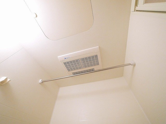 ヒムスプルーニェの設備|浴室乾燥機付きです