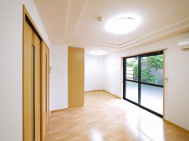 ヒムスプルーニェの内装|内装は落ち着いています