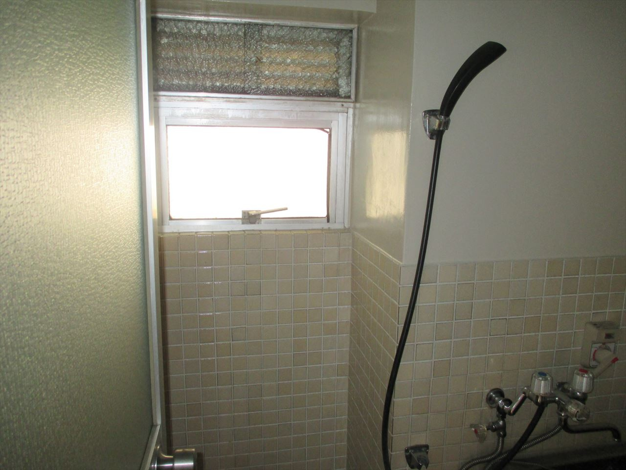 第1中日ビルの浴室