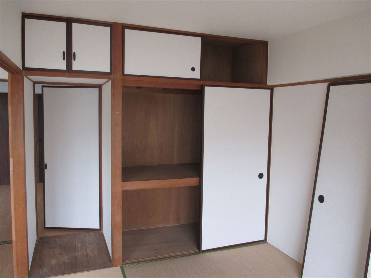 第1中日ビルの収納