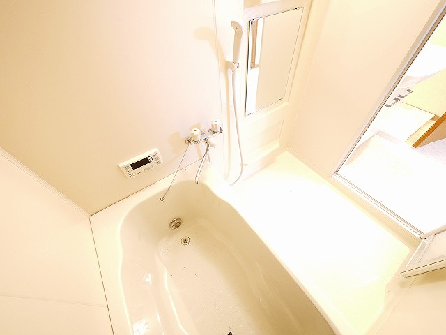 川上ビルの浴室