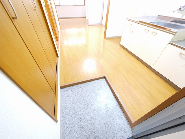 川上ビルの玄関