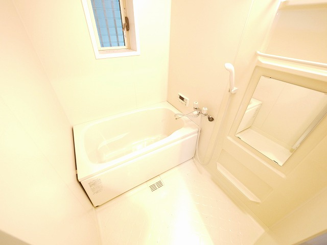 川上ビルの浴室