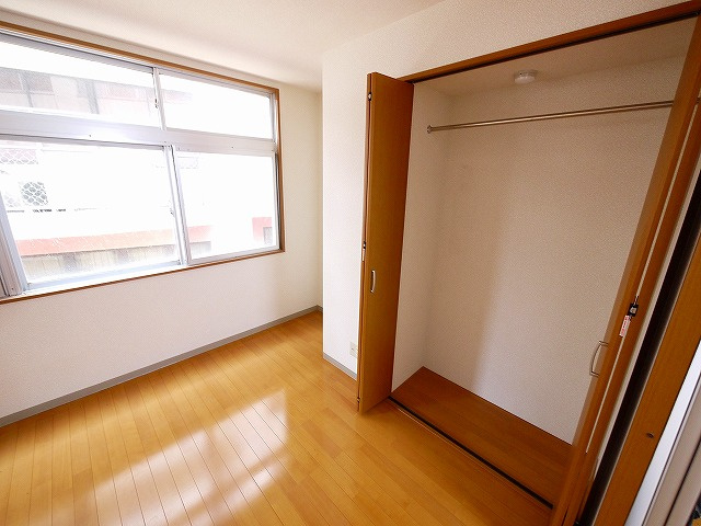 川上ビルの収納