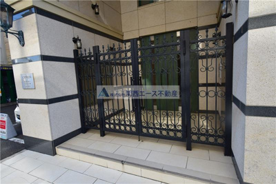 【エントランス】 | サイプレス小阪駅前