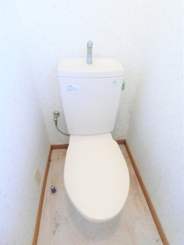 長生郡白子町南日当の一戸建てのトイレ