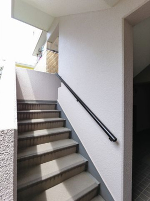 【その他共用部分】 | ライオンズマンション三春台第２ | 階段部分