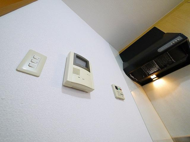 ベルデ帝塚山のセキュリティ|モニター付きインターホンです