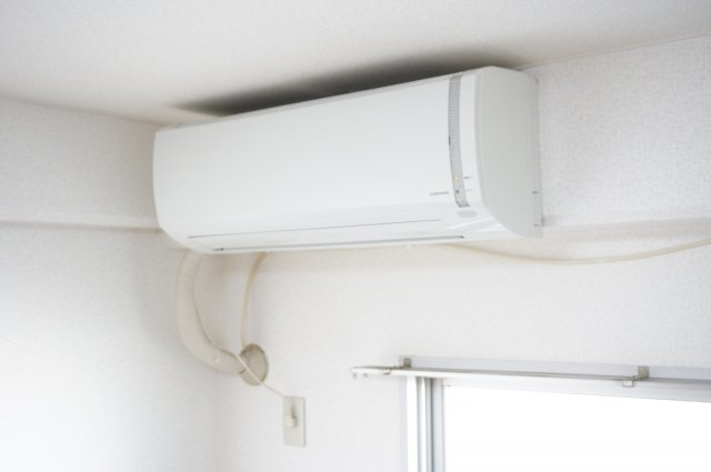 【設備】 | アサヒ空港ビル | うれしいエアコン付きです。