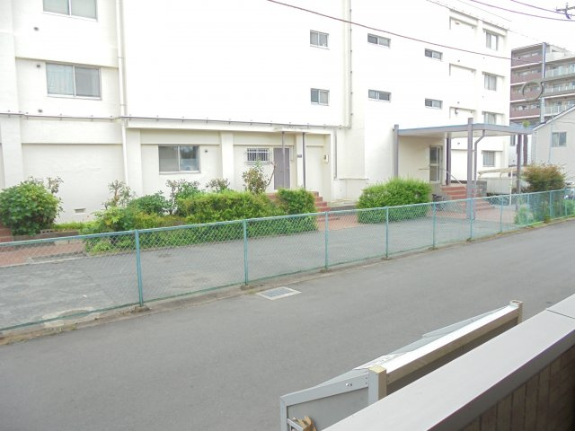 ルポゼ東中山の展望