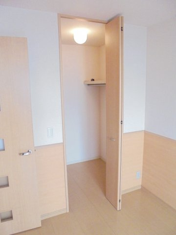 ルポゼ東中山の収納