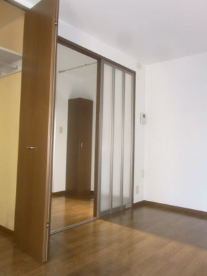 【洋室】 | コート・ドゥ・ベール弐番館