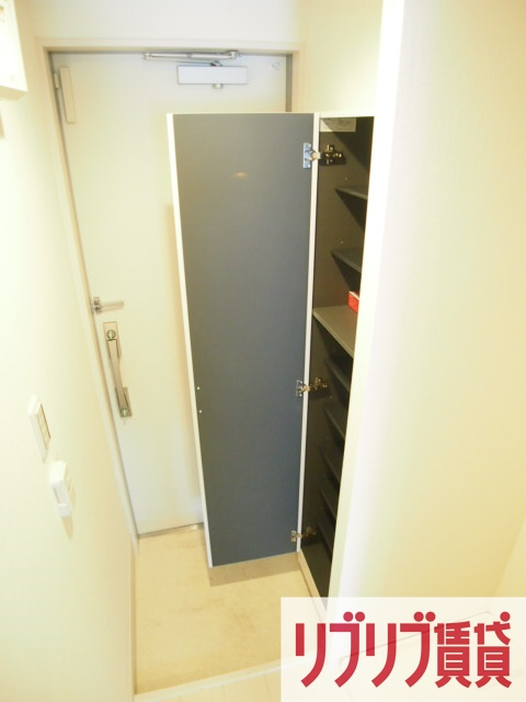 リブリ・ガーデンプレイスの玄関