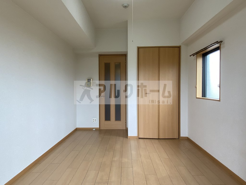 アベニュー美園の居間・リビング